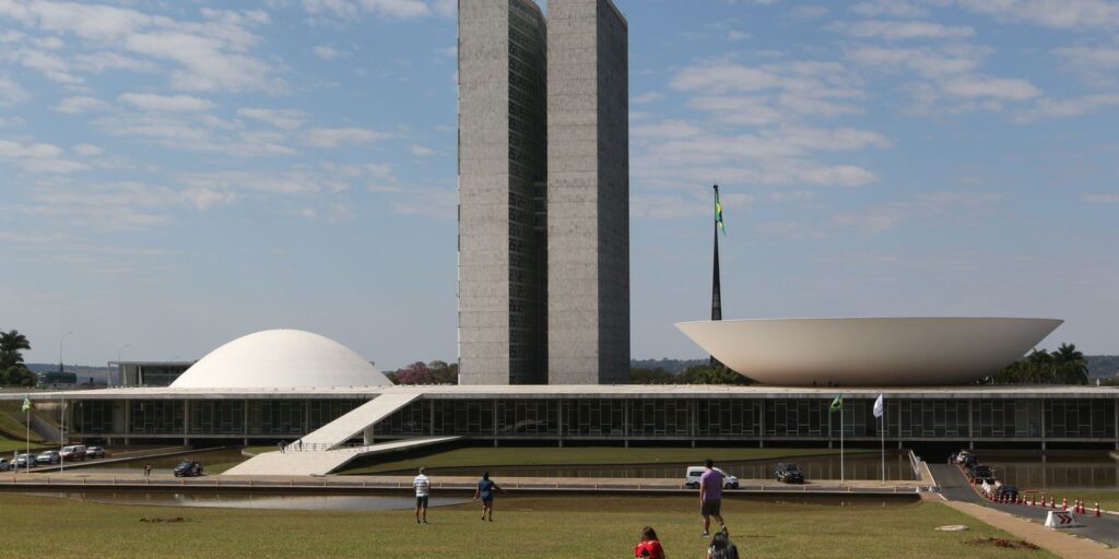 quatro-bancadas-da-camara-acionam-stf-contra-pl-da-dosimetria
